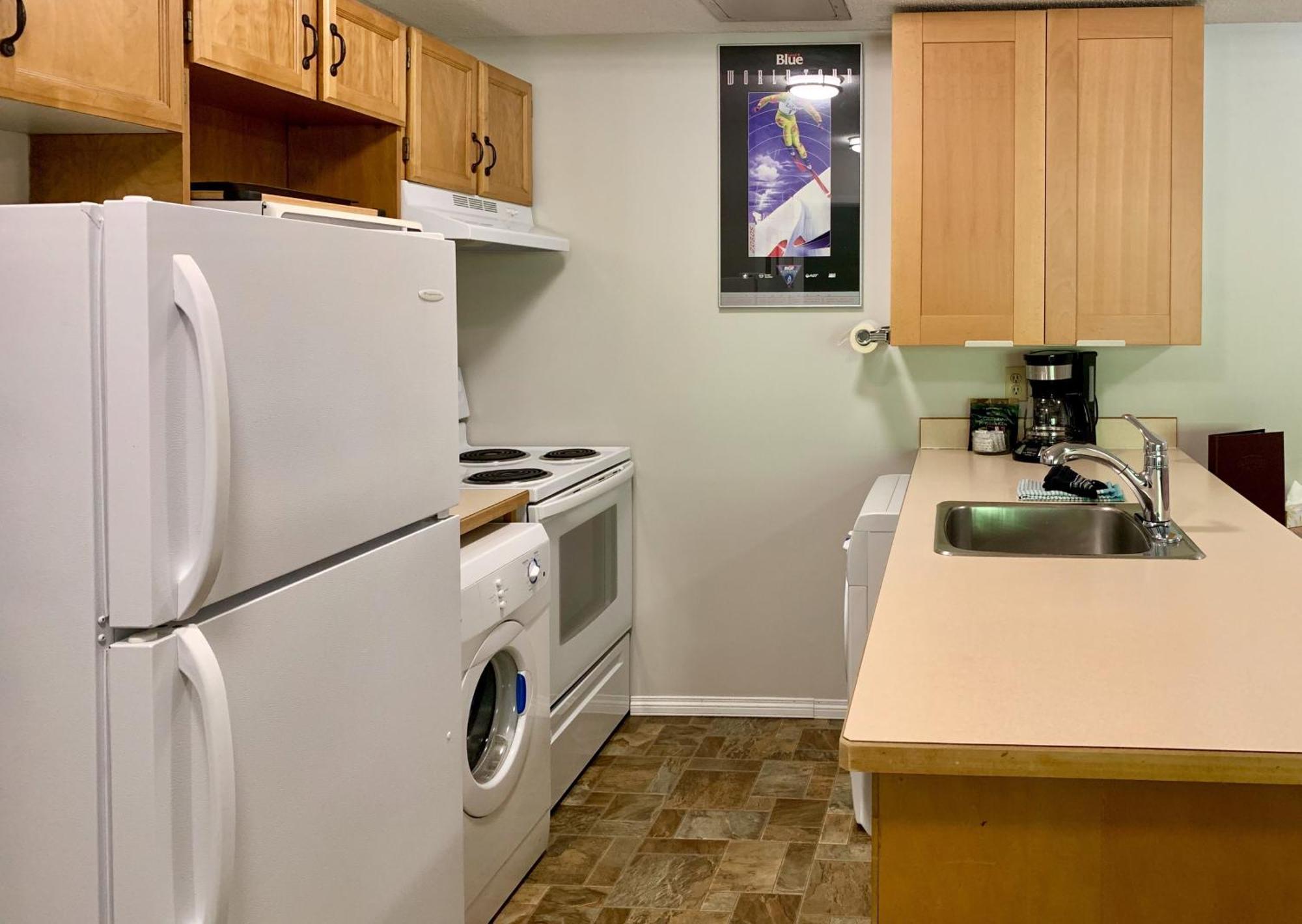 Panorama Mountain Resort - Horsethief Lodge With Fairmont Creek Room photo